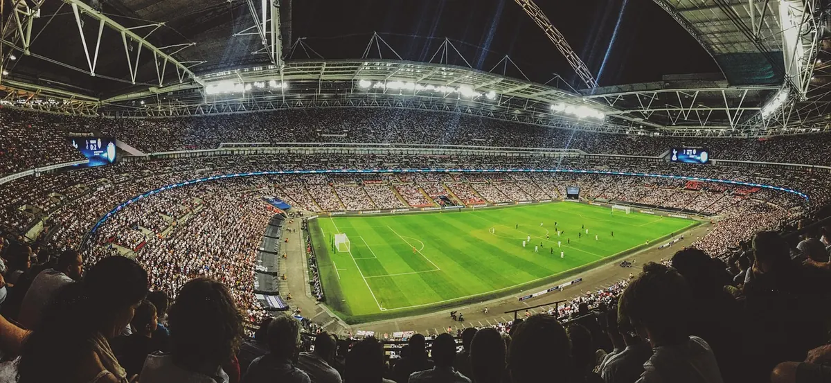First Live Rugby Match Checklist: Tickets, Gear, Chants, and Etiquette